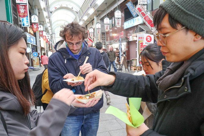 5-Hour Osaka Bike Tour to the Neighborhood of Osaka Castle - Guides and pacing: why small groups feel better here
