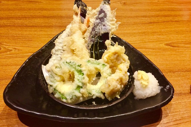 Absolute Osaka Food Tour - Sennichimae, Doguyasuji Shotengai, Kuromon Market, and Misono Building