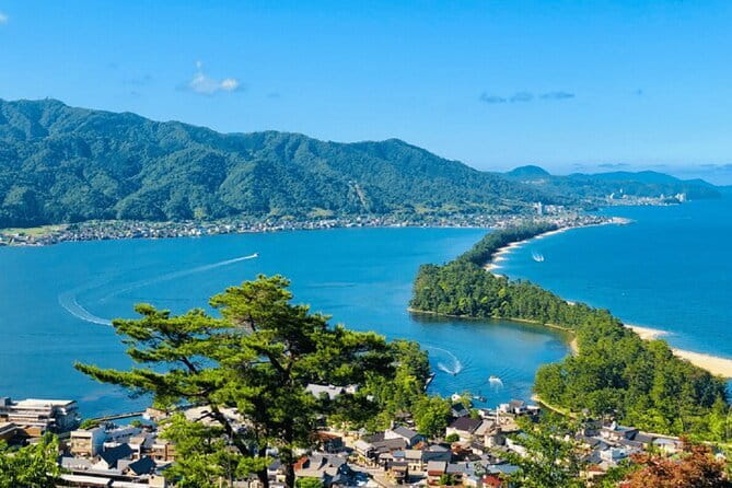 Amanohashidate & Ine Funaya Kyoto coast day trip from Osaka/Kyoto - Why this Kyoto coast combo works: sandbar plus boat-village