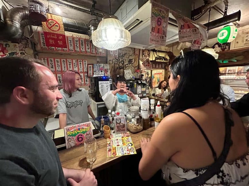 Bar hopping: Create lasting memories with TOMODACHI guides! - Getting oriented fast: Osaka JOINER inside Namba Walk