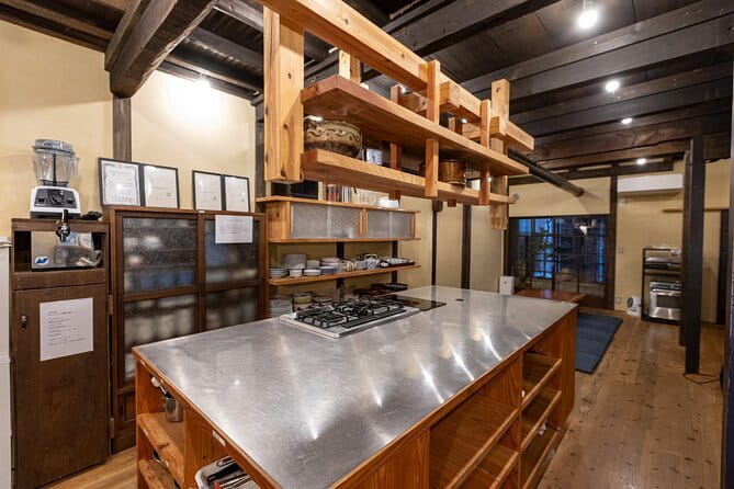 Cooking Class for Ramen and Gyoza in a Quiet Old Osaka House - Who This Ramen and Gyoza Class Is Best For