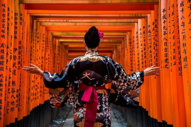 Discover Himeji, Kobe and Nara from Osaka - Meeting at Osaka Mode Gakuen, Then Let the Bus Do the Thinking