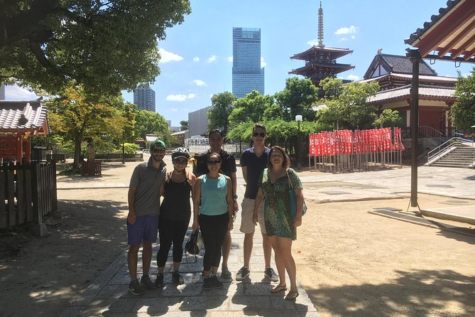 Eat, Drink & Cycle: Osaka Foodie Bike Tour - Tower Knives stop: try Osaka’s sharp export