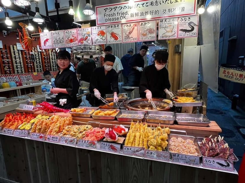 Food crawl: Discover Osaka’s soul with every step! - Guide styles: how Sebastiano, Victor, Marino, Kota, and Kuni shape the night