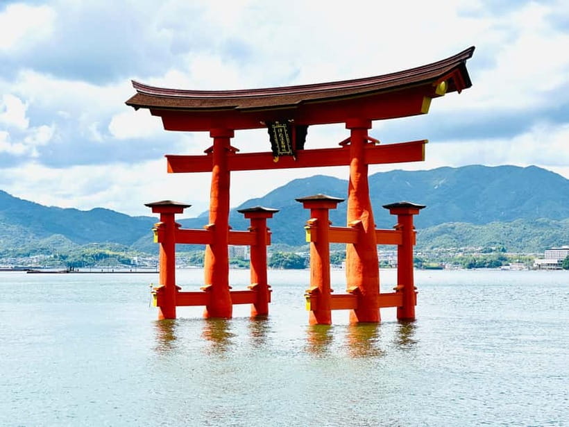 From Osaka: Hiroshima and Miyajima Day Trip by Bullet Train - Key points at a glance