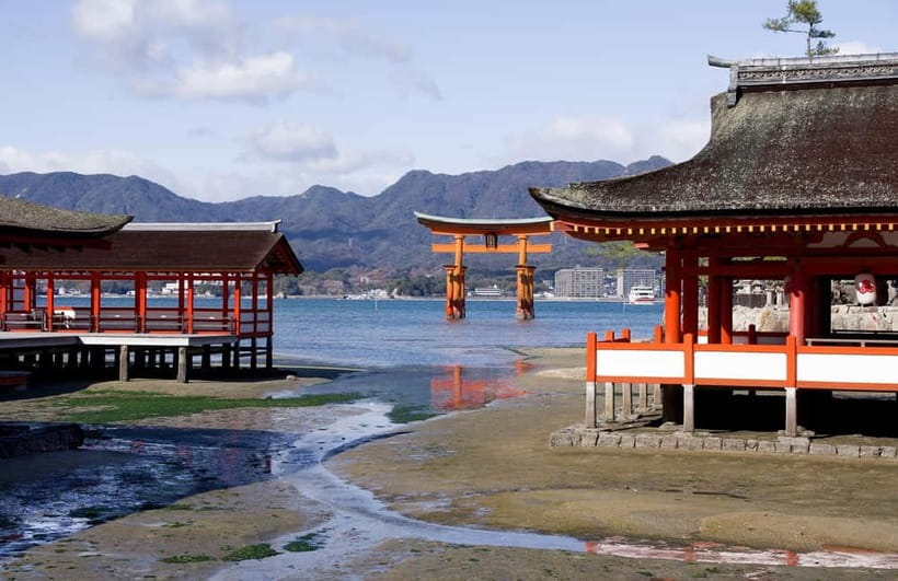 From Osaka: Hiroshima and Miyajima Day Trip by Bullet Train - Price of about $104: how the value adds up