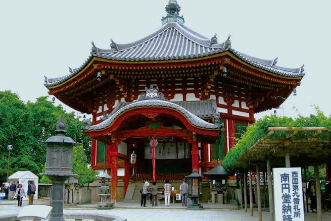 Full Day Guided Tour to Nara from Osaka by Van - Naramachi Free Time: Lunch Choices, Souvenirs, and WWII-Safe Streets
