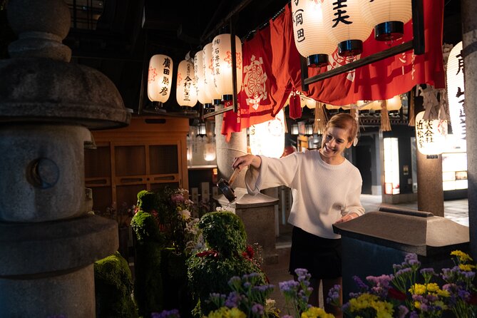 Guided Photography Tour in Osaka: Capturing Memories - America Mura: Fashion, Music, and Young Osaka Energy