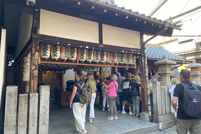 Guided Tour of Some Attractions in Osaka by Private Car - Dotonbori: Neon Entertainment and Canal Energy