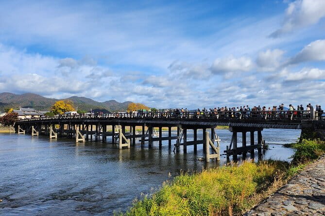 Himeji Castle, Arima Onsen & Mt. Rokko: 1-Day Bus Tour from Osaka - Lunch: Senhime Gozen and what makes it worth choosing