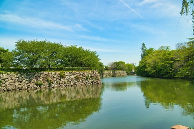 Himeji Castle, Arima Onsen & Mt. Rokko: 1-Day Bus Tour from Osaka - The garden-and-courtyard sequence: Koko-en and the grounds around it