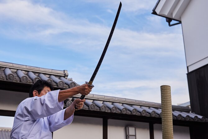 Honor - Experience Samurai & traditional Culture to the fullest - Tea ceremony with matcha and wagashi, etiquette included