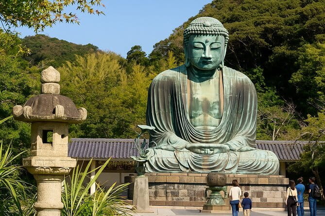 Kansai Region Hiking Adventure in Nara Kobe Kyoto and More - Mount Yoshino: Shrines, Tea House Time, and Year-Round Blossom Magic