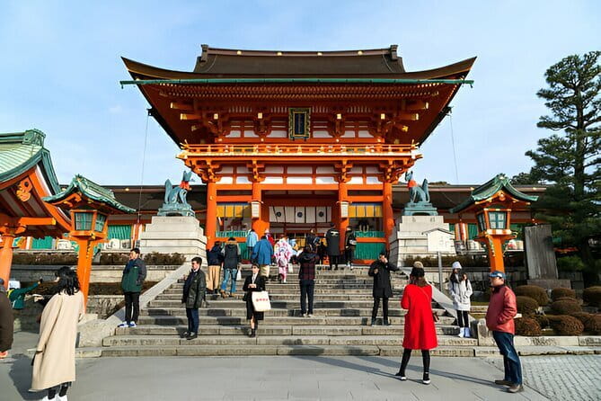 Kyoto & Nara Private Day Tour - Getting started in Osaka: pickup, WiFi, and choosing the right vehicle