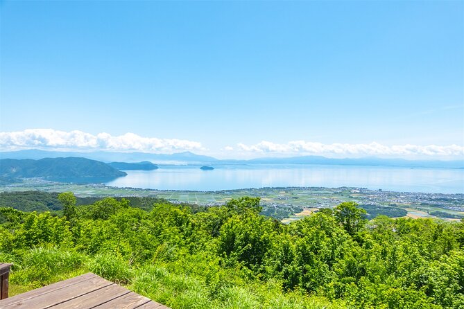Lake Biwa Tour: Shirahige Shrine, Ukimido ,La Collina Omihachiman - Mangetsu-ji and Ukimido Floating Hall: the short stop that matters