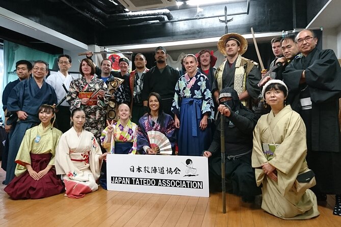 Learn The Katana 'Sword' Technique of Samurai and Ninja - Katana technique, tate battle experience, and eight katas you can record