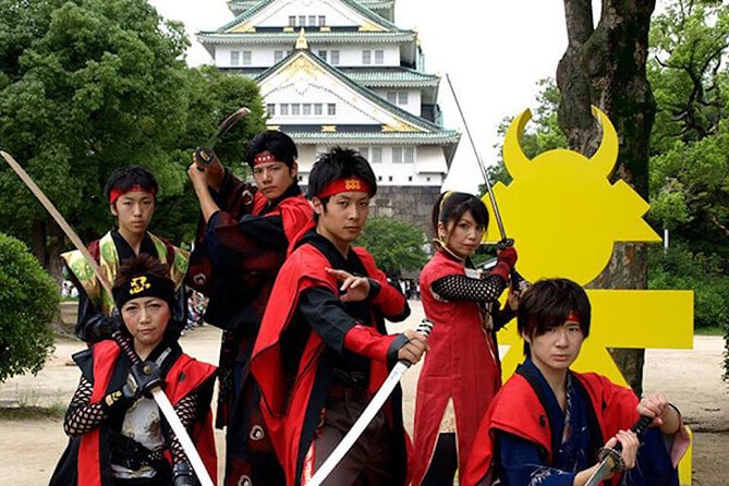 Learn The Katana 'Sword' Technique of Samurai and Ninja - Shuriken throwing with rubber stars: the controlled thrill