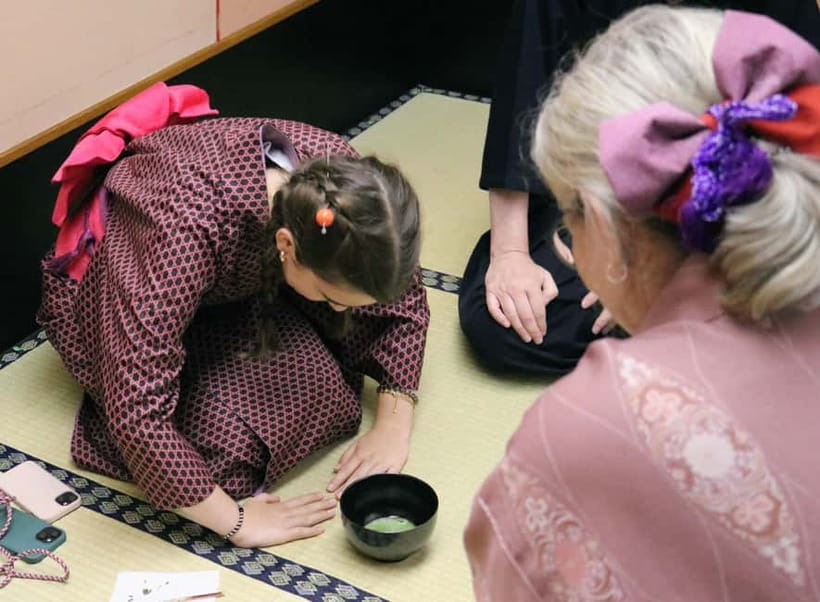 Learn Zen in a class of making Matcha tea near Osaka Castle - Key things that make this matcha class work