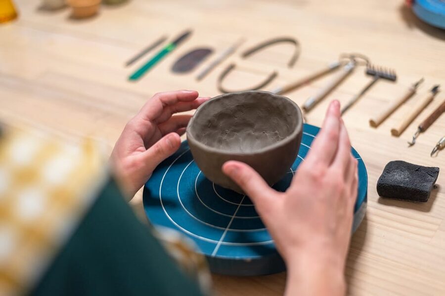 Matcha Tea Bowl Experience in Osaka - Meeting at JR Teradacho Station and getting into the workshop flow