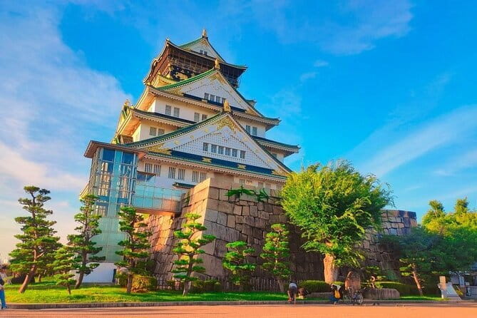 Nara Day Trip from Osaka with a Licensed Guide - Todai-ji Nandai Gate: The 25-Meter-High Photo Magnet