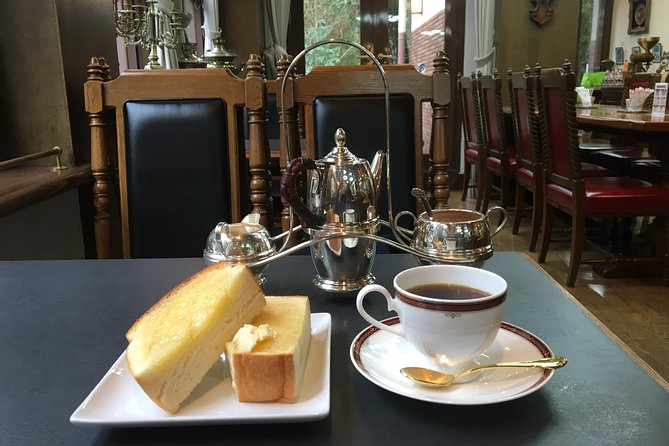 Nature Walk at Minoo Park, the Best Nature and Waterfall in Osaka - Yamamoto Coffee-kan: a calm end to an active morning