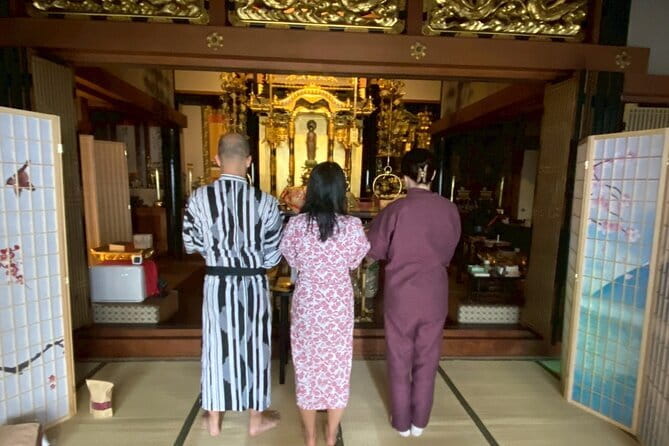 Osaka:Bamboo Healing Massage at the Temple <90-min> - Yukata Photo Moment, and Why the Temple Size Works in Your Favor