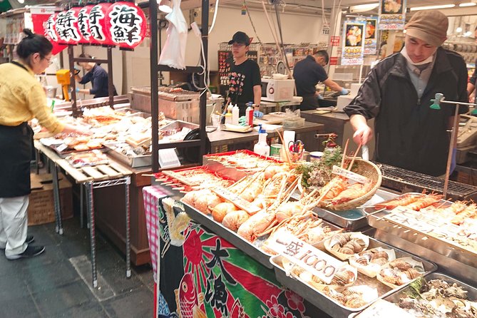 Osaka Castle & Dotonbori Lively One-Day Walking Tour - Museum of History First, With Osaka Castle in Your Sights