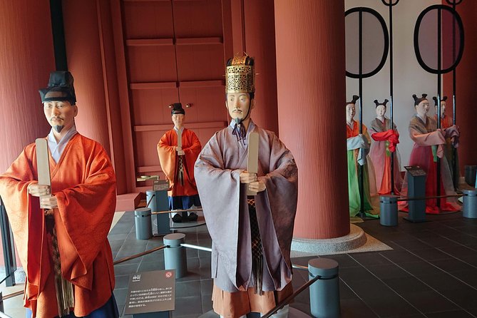 Osaka Castle & Dotonbori Lively One-Day Walking Tour - Tenjinbashisuji Shopping Arcade: Japan’s Longest Covered Stroll