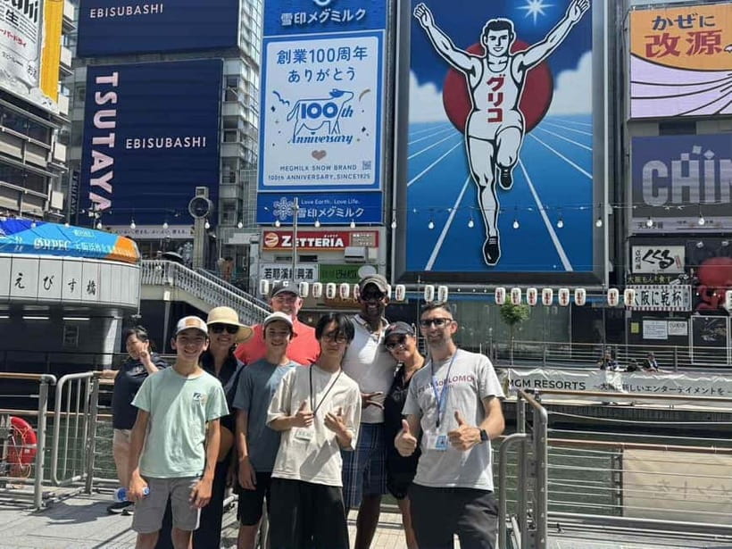 Osaka: Castle, Tea Ceremony, Calligraphy, and Samurai Armor! - Tea ceremony and calligraphy, the hands-on part that sticks