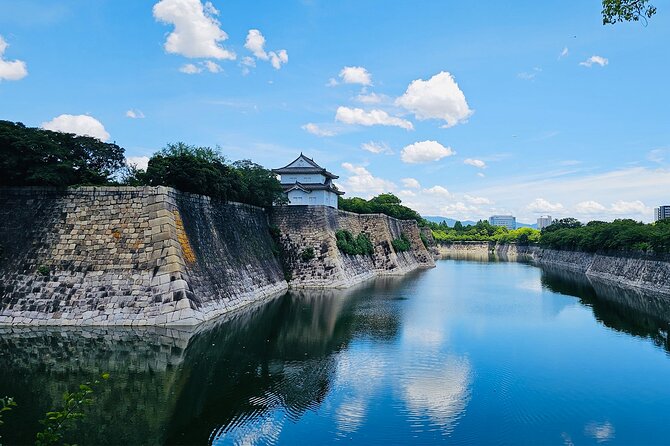 Osaka Castle Walking Tour and Castle Tower Admission - Meeting at Lawson S Otemae Rest House and ending on the keep’s top floor