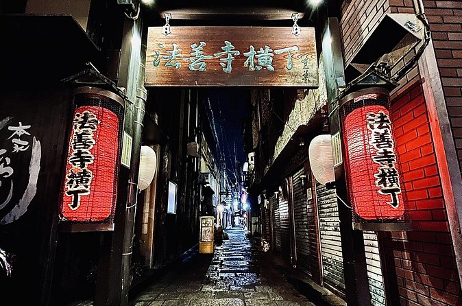Osaka Deep Night Street Walking Tour - Guides, pacing, and what the best departures do well