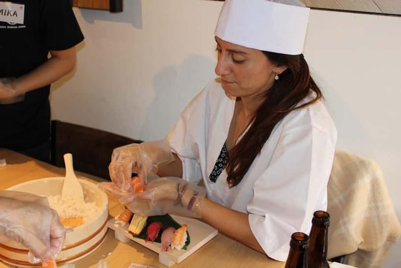 Osaka Dotonbori: Sushi Making Experience - Price and value: what $45 really buys you