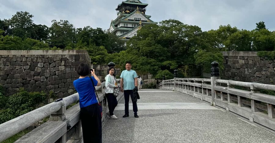 Osaka: Early Morning Osaka Castle Guided Tour, Avoid Crowds - Why the early start changes everything at Osaka Castle