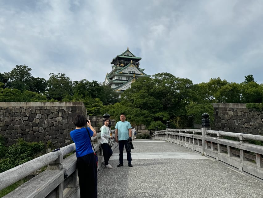 Osaka: Early Morning Osaka Castle Guided Tour, Avoid Crowds - Meeting point at Lawson S Otemae: easy to find, easy to trust