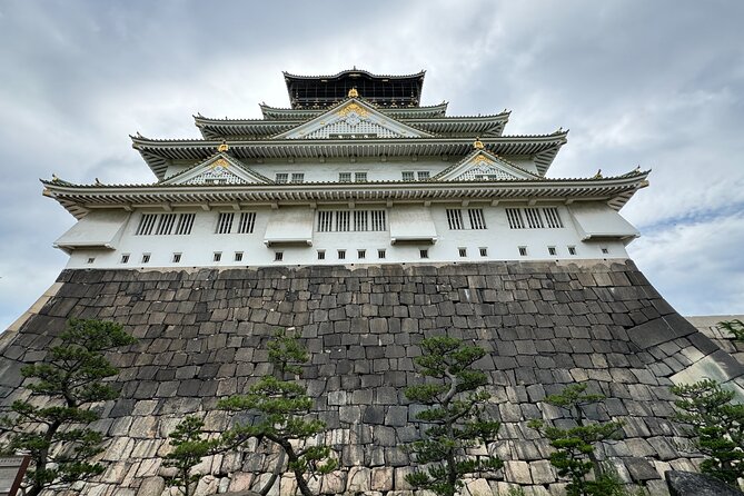 Osaka Early Morning Osaka Castle Tour Avoid Crowds - Beating crowds without feeling rushed