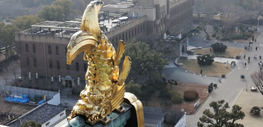 Osaka: Five Must-See Highlights Walking Tour & Ramen Lunch - Osaka Castle Museum and the Sengoku View From Above