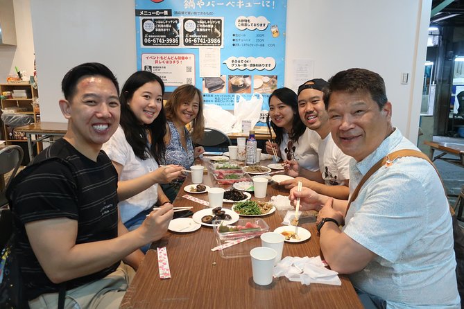 Osaka Food Walking Tour with Market Visit - Small-Group Pace: Six People Is the Sweet Spot
