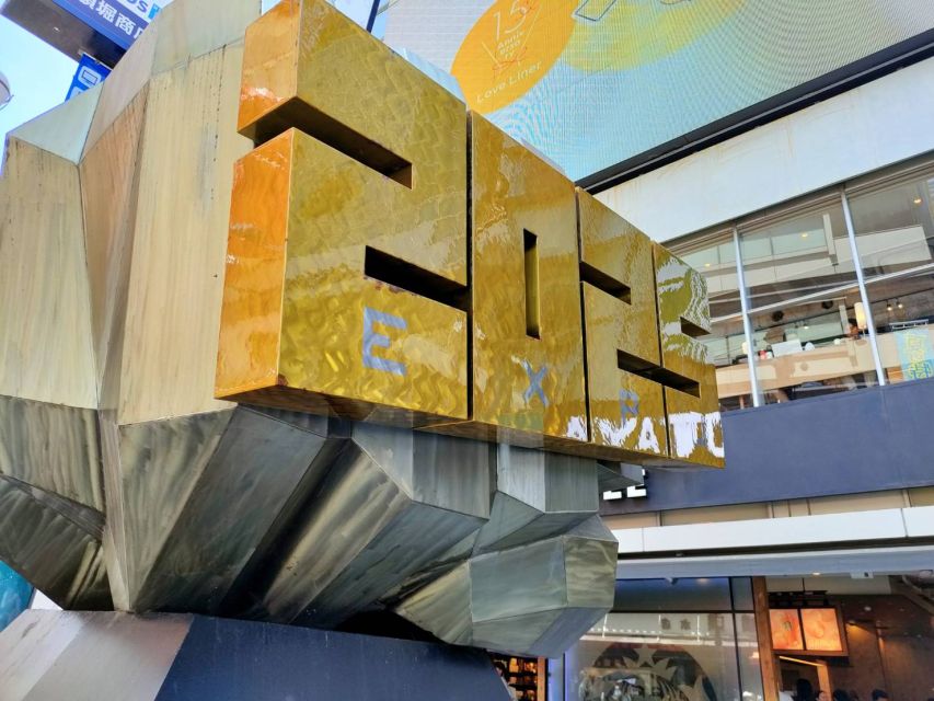 Osaka: Half-day Ultimate Highlights Guided Walking Tour - Back Streets and Doguyasuji: Cutlery Shops and the Merchant Past