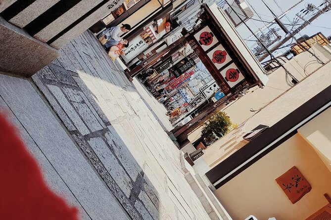 Osaka Highlight Tour: 3-Hour Walking Tour of Osaka - Stop 3: Sennichimae Doguyasuji, the chef supply covered arcade