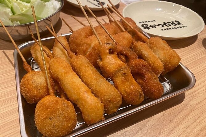 Osaka Highlights Walking Tour: Castle, Dotonbori & Hidden Gems - Guide Style, Pace, and Small-Group Advantage