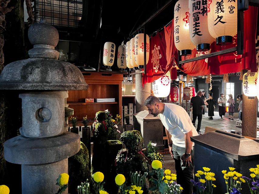 Osaka: Izakaya Bars Guided Walking Tour - Who should book this izakaya tour, and who might not love it