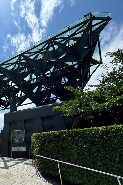 Osaka: Japan’s Oldest Temple & Bone Buddha Walking Tour - The Pure Land Garden: Amida’s paradise and why the setting sun matters