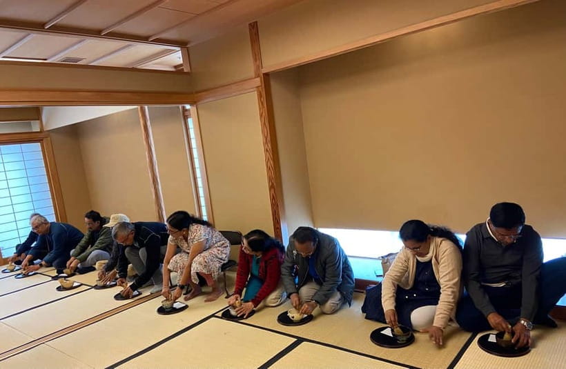 Osaka; Japanese Tea ceremony experience, Macha and Sencha - Moving on to sencha: what changes from matcha