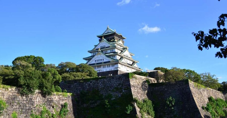 Osaka: Main Sights and Hidden Spots Guided Walking Tour - Osaka Castle Park first, so the rest makes sense