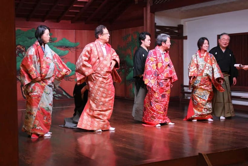 Osaka: Noh Performance with English Subtitles and Workshop - Yamamoto Noh Theater, a real 1927 stage near Osaka Castle