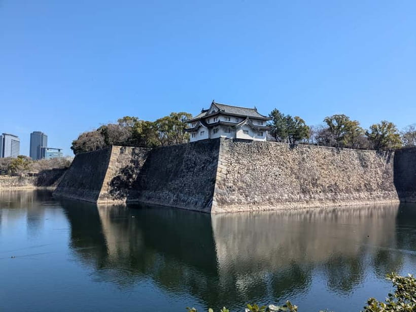 Osaka: Osaka Castle Guided Tour with Local Guide - Meet at the Castle, Right Next to the Ticket Counter