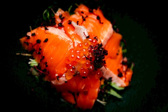 Osaka: PICCADILLY PREMIUM DINNER SHOW&NIGHTCLUB with Tasting - VIP seats: the real reason this works