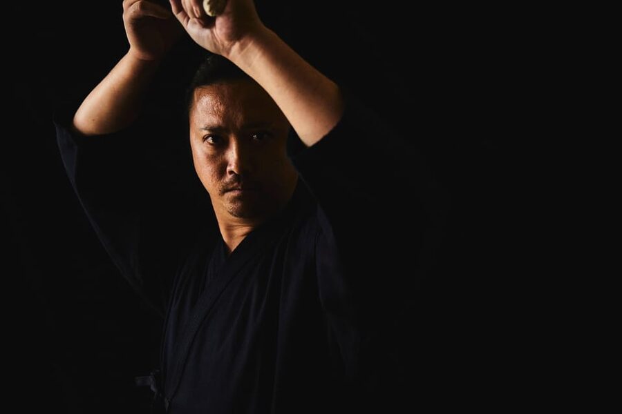 Osaka: Samurai Training Experience KENDO in Osaka - Samurai Photo Session in a Real Dojo: How to Get Shots You’ll Actually Use