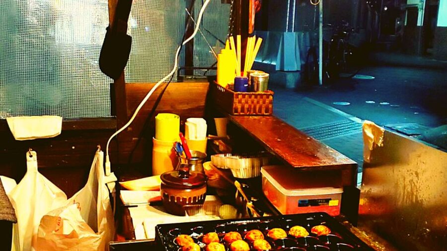 Osaka: Shinsekai Food Tour with 13-15 Dishes at 5 Eateries - Cosy traditional restaurant: nikudofu, beef and tofu stew, mochi, plus a drink