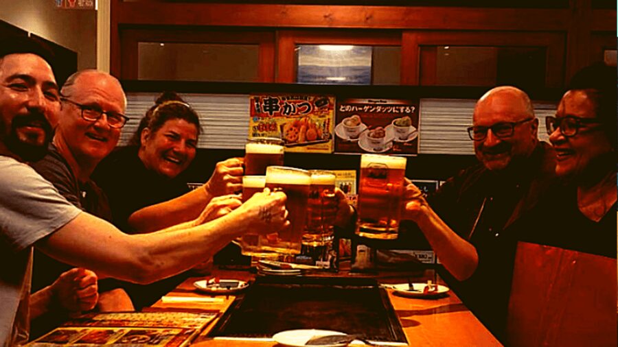 Osaka: Shinsekai Food Tour with 13-15 Dishes at 5 Eateries - Start in Shinsekai with takoyaki or oden, warm comfort first